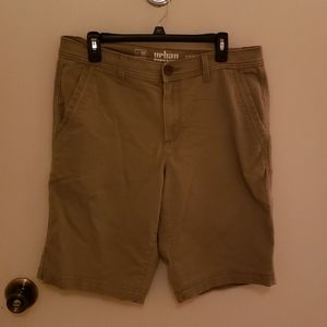 *BOGO FREE* Men's Sz 35 Khaki Shorts.